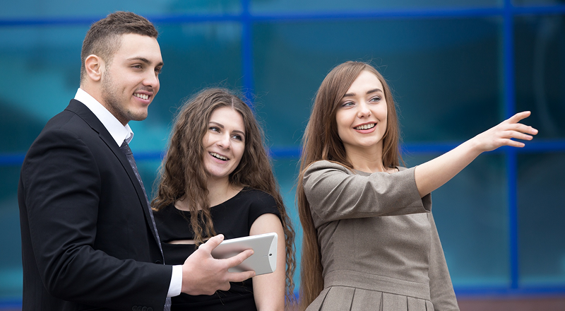 How LeadzenAI Helps Businesses Find Verified Leads
